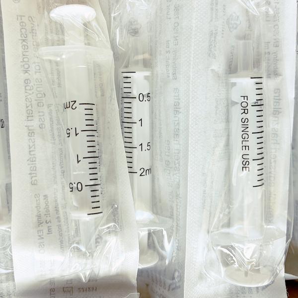 Fecskendő, 2 részes - 2ml (100db)